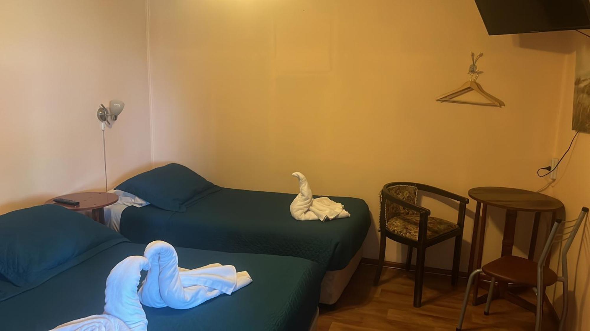 Hostal Victoria Пунта-Аренас Екстер'єр фото